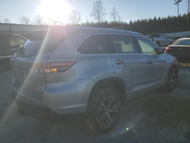 Photo 3 from auction – 2016 TOYOTA HIGHLANDER with VIN 5TDKKRFH3GS157811