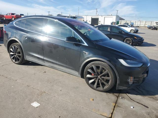 Photo 4 from auction – 2017 TESLA MODEL X with VIN 5YJXCDE4XHF053486