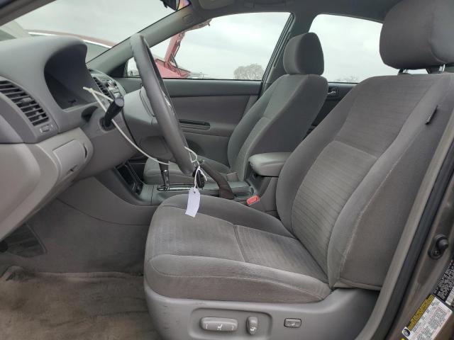 Photo 7 from auction – 2005 TOYOTA CAMRY LE with VIN 4T1BF30K55U595711