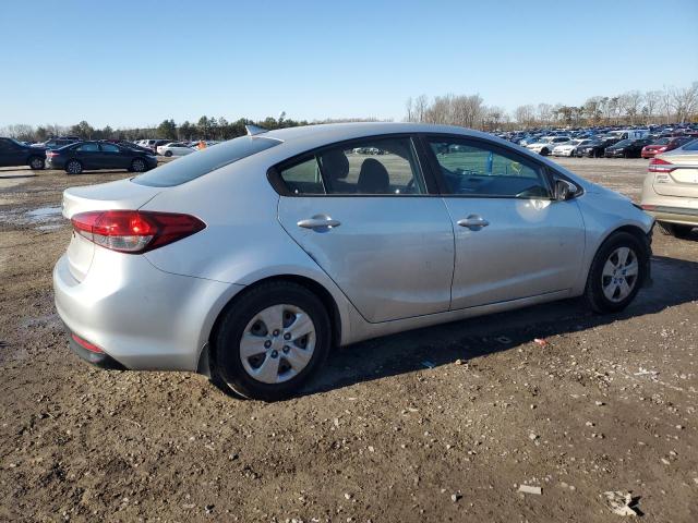 Photo 3 from auction – 2017 KIA FORTE LX with VIN 3KPFK4A70HE085609