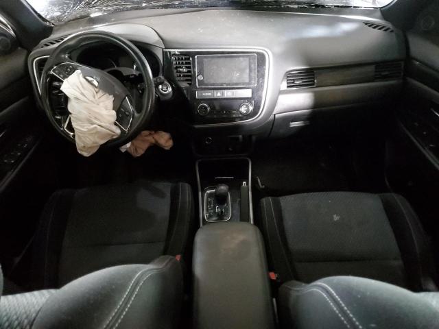 Photo 8 from auction – 2018 MITSUBISHI OUTLANDER with VIN JA4AD3A37JZ050839