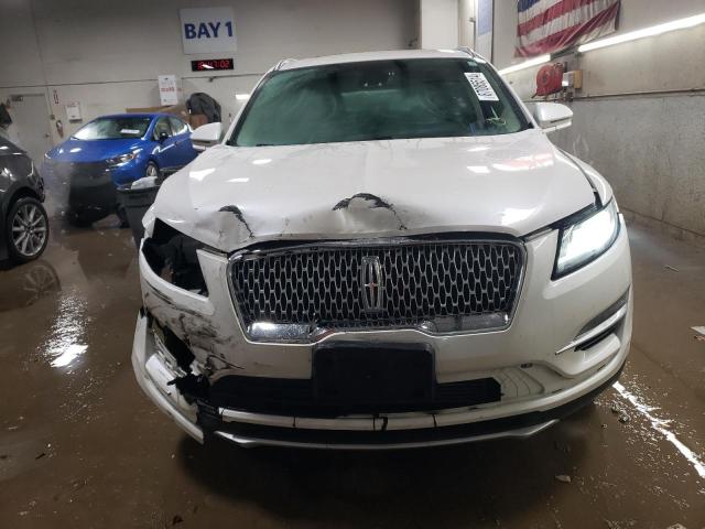 Photo 5 from auction – 2019 LINCOLN MKC SELECT with VIN 5LMCJ2D9XKUL10045
