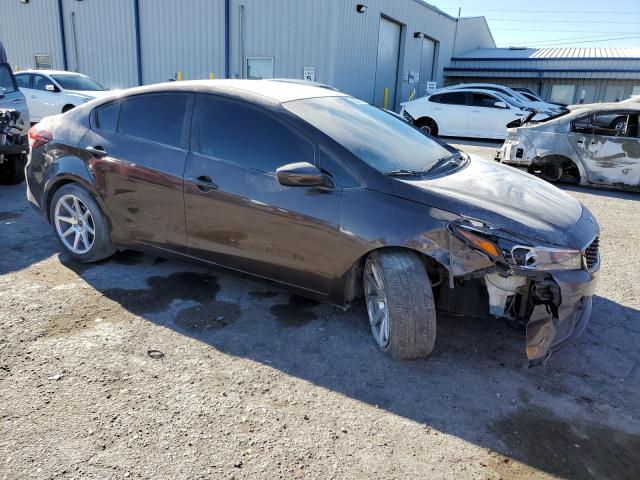 Photo 4 from auction – 2017 KIA FORTE LX with VIN 3KPFK4A78HE077385
