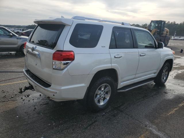 Photo 3 from auction – 2011 TOYOTA 4RUNNER SR with VIN JTEBU5JR8B5065168