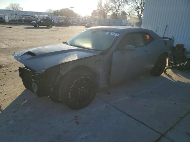 DODGE CHALLENGER 2019 with VIN 2C3CDZBT1KH640069 - Photo from auction