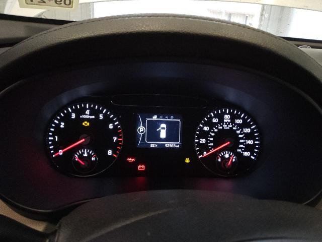 Photo 9 from auction – 2016 KIA SORENTO LX with VIN 5XYPGDA34GG043433