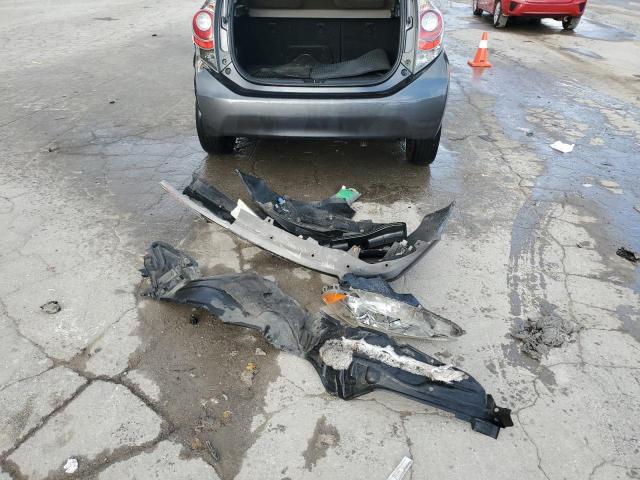 Photo 12 from auction – 2014 TOYOTA PRIUS C with VIN JTDKDTB35E1071444
