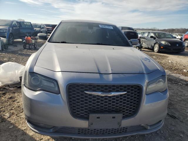 Снимка 5 от търг – 2016 CHRYSLER 300 S с VIN 2C3CCAGG7GH182948