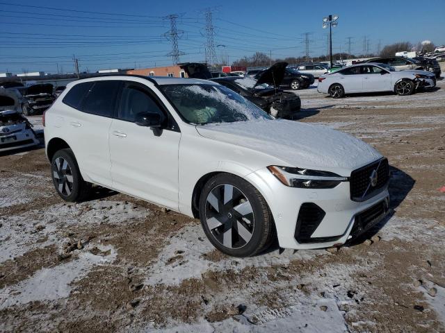Photo 4 from auction – 2024 VOLVO XC60 PLUS with VIN YV4H60DL4R1828689