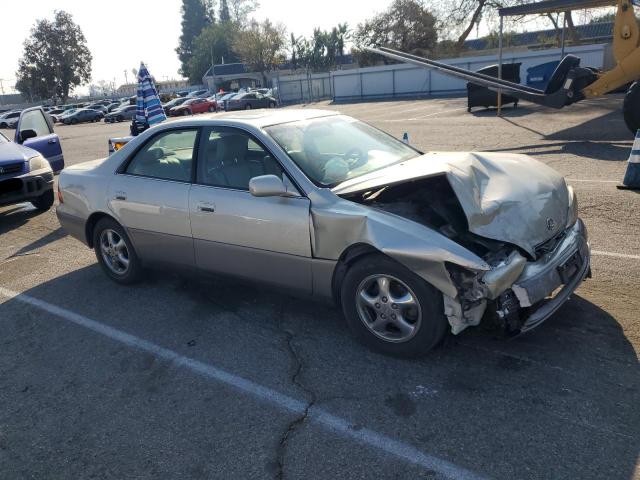Photo 4 from auction – 1998 LEXUS ES 300 with VIN JT8BF28G7W0142437