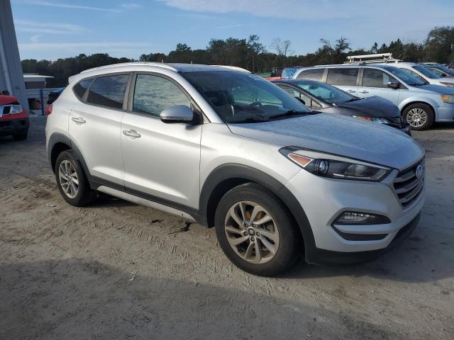 Photo 4 from auction – 2017 HYUNDAI TUCSON LIM with VIN KM8J3CA47HU546485