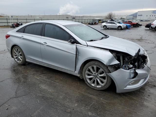 Photo 4 from auction – 2012 HYUNDAI SONATA SE with VIN 5NPEC4AB1CH429353