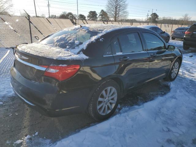 Photo 3 from auction – 2013 CHRYSLER 200 TOURIN with VIN 1C3CCBBG7DN731757