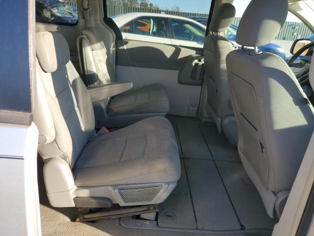 Photo 11 from auction – 2008 CHRYSLER TOWN & COU with VIN 2A8HR44H38R844978