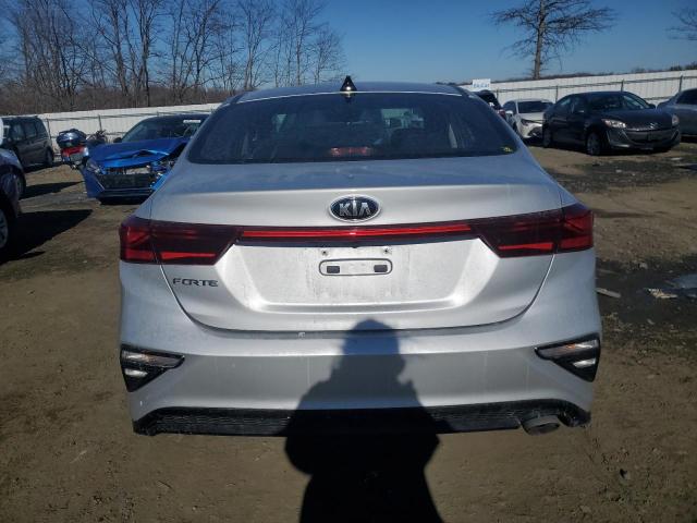 Photo 6 from auction – 2019 KIA FORTE FE with VIN 3KPF24AD6KE105973