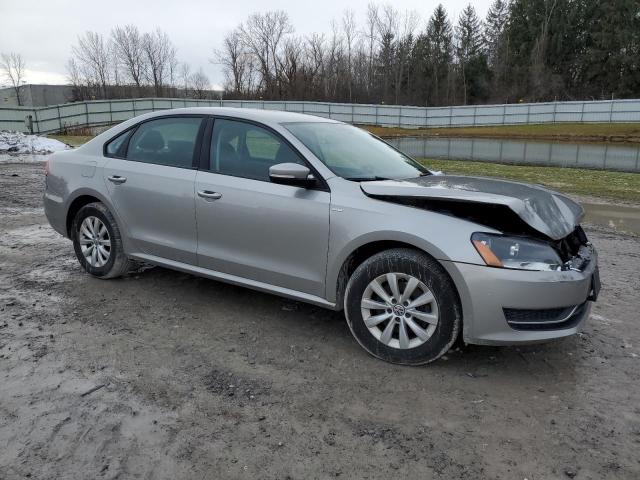 Photo 4 from auction – 2014 VOLKSWAGEN PASSAT S with VIN 1VWAT7A34EC080337