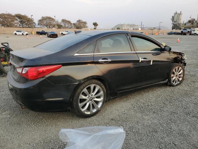 Photo 3 from auction – 2013 HYUNDAI SONATA SE with VIN 5NPEC4AC1DH656875