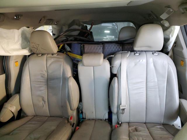 Photo 10 from auction – 2011 TOYOTA SIENNA XLE with VIN 5TDYK3DCXBS126918
