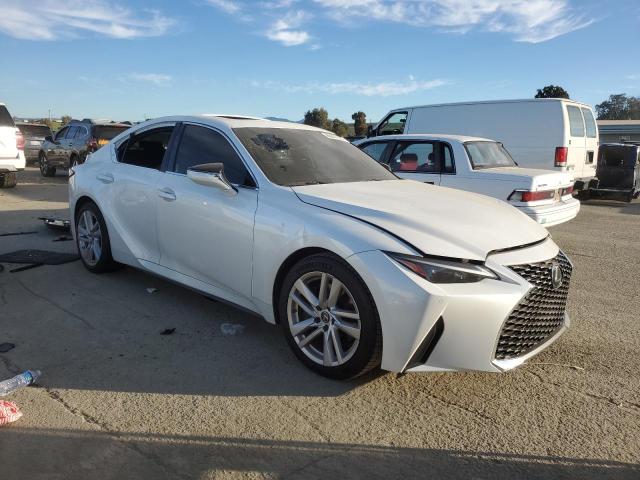 Photo 4 from auction – 2021 LEXUS IS 300 with VIN JTHCA1D2XM5110329