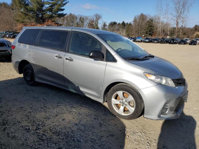 Photo 4 from auction – 2019 TOYOTA SIENNA with VIN 5TDZZ3DC2KS972203