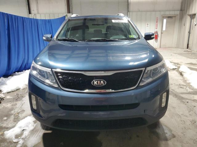 Photo 5 from auction – 2015 KIA SORENTO LX with VIN 5XYKTDA67FG570574