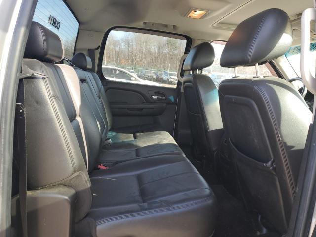 Photo 10 from auction – 2010 GMC SIERRA K15 with VIN 3GTRKWE38AG186584