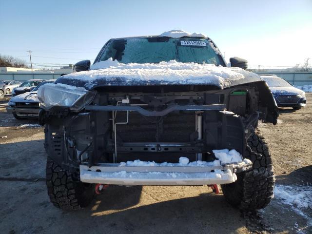 Photo 5 from auction – 2017 TOYOTA 4RUNNER SR with VIN JTEBU5JR3H5417954