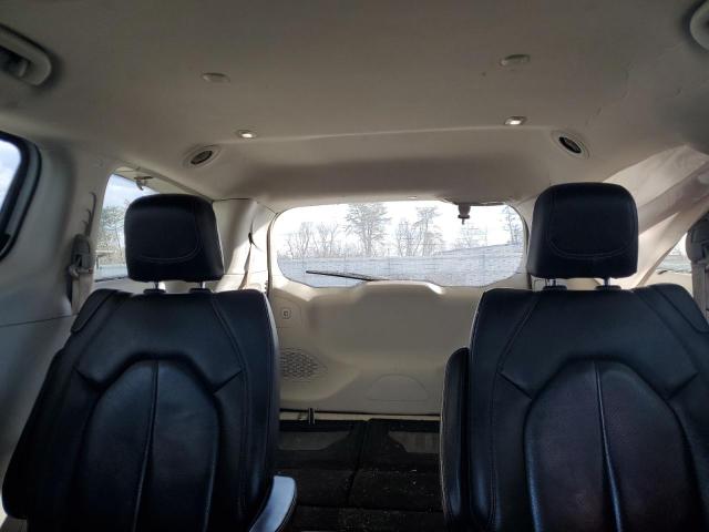 Photo 10 from auction – 2018 CHRYSLER PACIFICA T with VIN 2C4RC1EG0JR356837