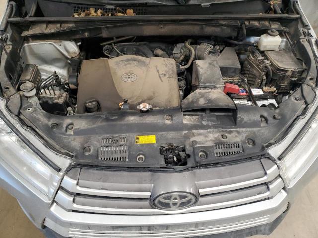 Photo 12 from auction – 2019 TOYOTA HIGHLANDER with VIN 5TDZZRFHXKS298555