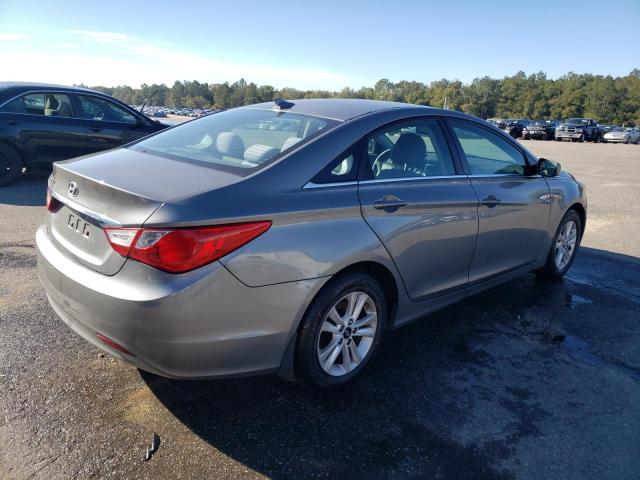 Photo 3 from auction – 2013 HYUNDAI SONATA GLS with VIN 5NPEB4AC5DH640164