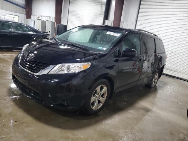 TOYOTA SIENNA LE 2017 with VIN 5TDKZ3DC2HS861435 - Photo from auction