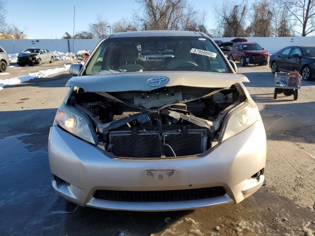 Photo 5 from auction – 2013 TOYOTA SIENNA LE with VIN 5TDKK3DC6DS357632