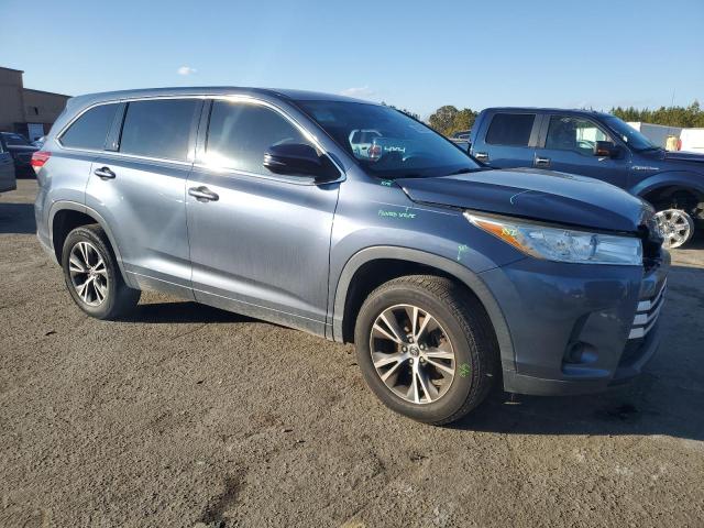 Photo 4 from auction – 2017 TOYOTA HIGHLANDER with VIN 5TDZZRFH2HS202720
