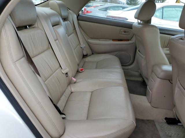 Photo 10 from auction – 2000 LEXUS ES 300 with VIN JT8BF28G9Y0271668