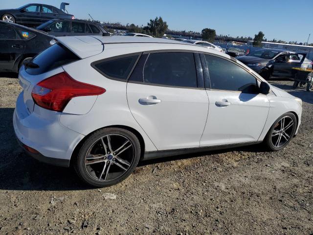 Photo 3 from auction – 2014 FORD FOCUS SE with VIN 1FADP3K25EL324943