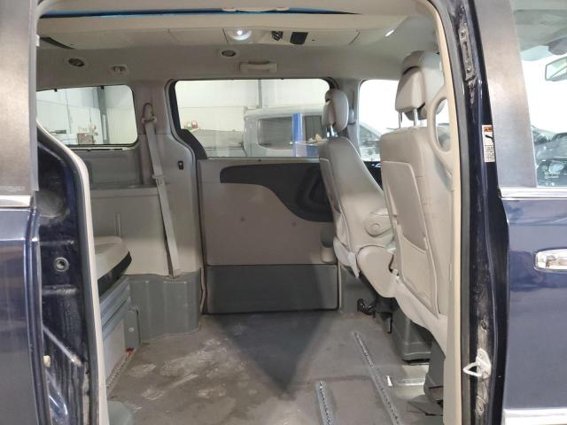 Photo 11 from auction – 2013 CHRYSLER TOWN & COU with VIN 2C4RC1CG2DR608465