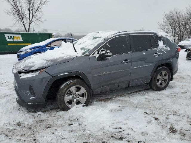 TOYOTA RAV4 XLE 2022 with VIN 2T3P1RFV4NC284448 - Photo from auction