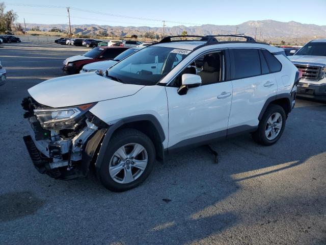 TOYOTA RAV4 XLE 2019 with VIN 2T3W1RFV7KC020129 - Photo from auction