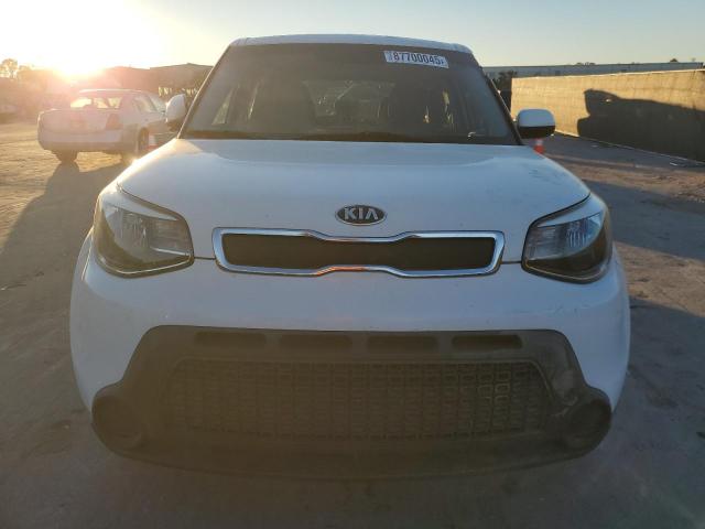 Photo 5 from auction – 2016 KIA SOUL with VIN KNDJN2A23G7272383