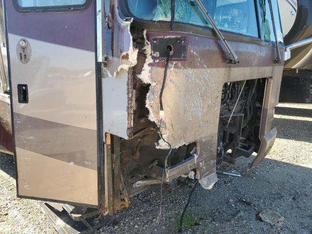 Photo 9 from auction – 2004 MONA MOTORHOME with VIN 1RF42464142025764