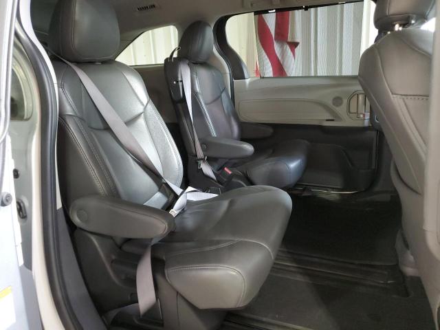 Photo 11 from auction – 2022 TOYOTA SIENNA LE with VIN 5TDKRKEC8NS123112