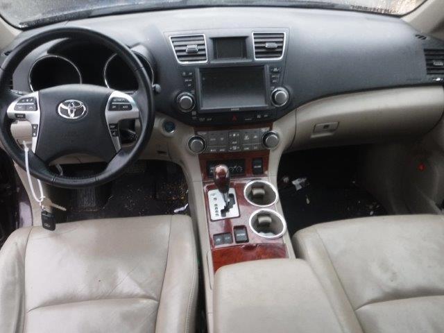 Photo 8 from auction – 2011 TOYOTA HIGHLANDER with VIN JTEDC3EH1B2001265
