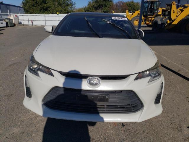 Photo 5 from auction – 2016 TOYOTA SCION TC with VIN JTKJF5C7XGJ025137