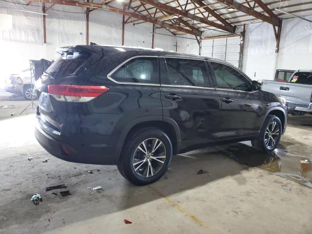 Photo 3 from auction – 2018 TOYOTA HIGHLANDER with VIN 5TDZZRFH4JS286755
