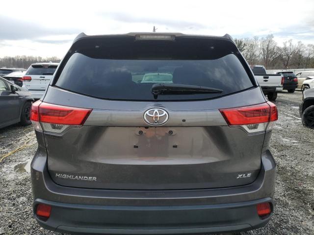 Photo 6 from auction – 2019 TOYOTA HIGHLANDER with VIN 5TDKZRFH3KS341294