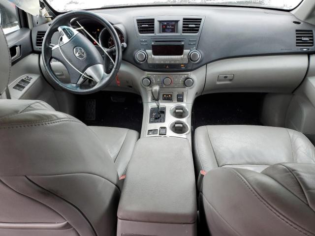 Photo 8 from auction – 2011 TOYOTA HIGHLANDER with VIN 5TDBK3EH4BS067378