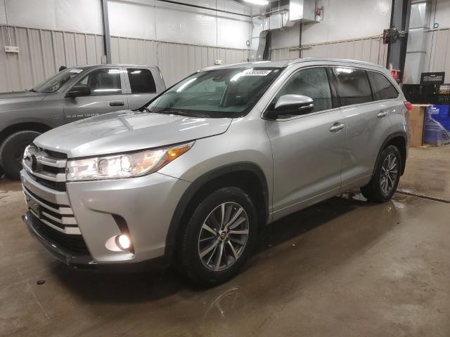 Foto 1 de la subasta – 2018 TOYOTA HIGHLANDER con VIN 5TDJZRFH3JS555082
