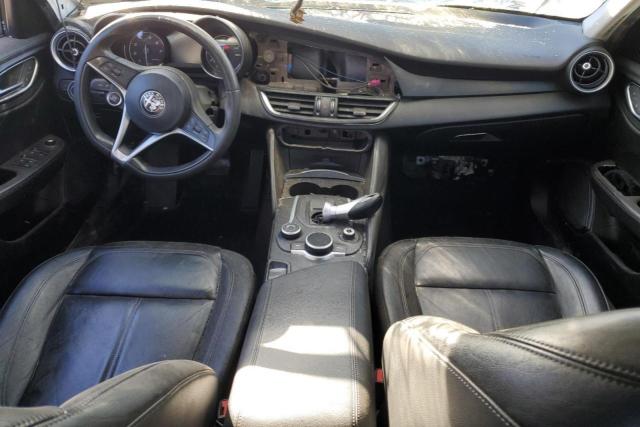 Photo 8 from auction – 2017 ALFA ROMEO GIULIA with VIN ZARFAEBN0H7550417