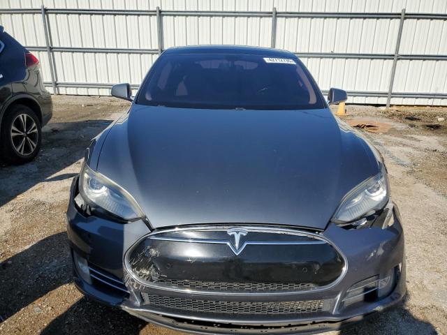 Photo 5 from auction – 2013 TESLA MODEL S with VIN 5YJSA1DNXDFP27509
