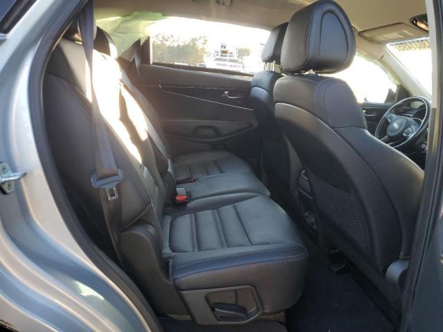 Photo 11 from auction – 2016 KIA SORENTO EX with VIN 5XYPH4A52GG093505